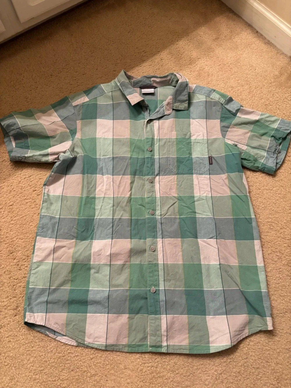 Men's Columbia short-sleeve button-down, XL - Picture 1 of 6